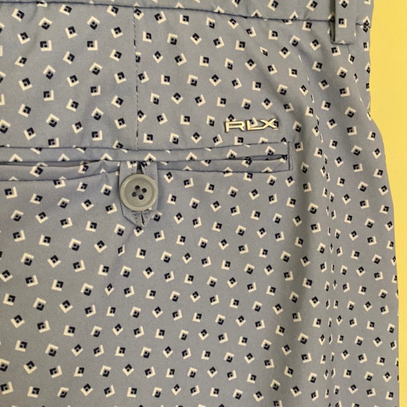 Graphic Print Sky Blue RLX Golf Shorts - Size 32 - Picture 5 of 8